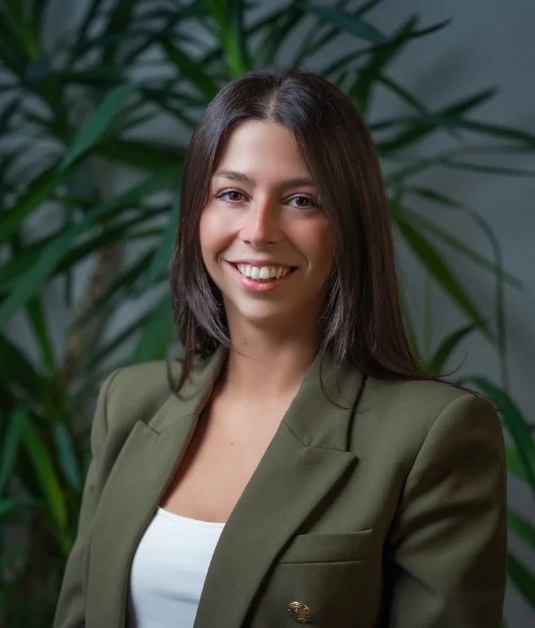 Isabella Trabujo - HR Payroll